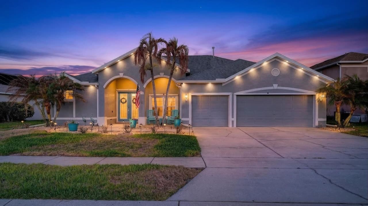402 Stonehenge Cir, Rockledge, FL