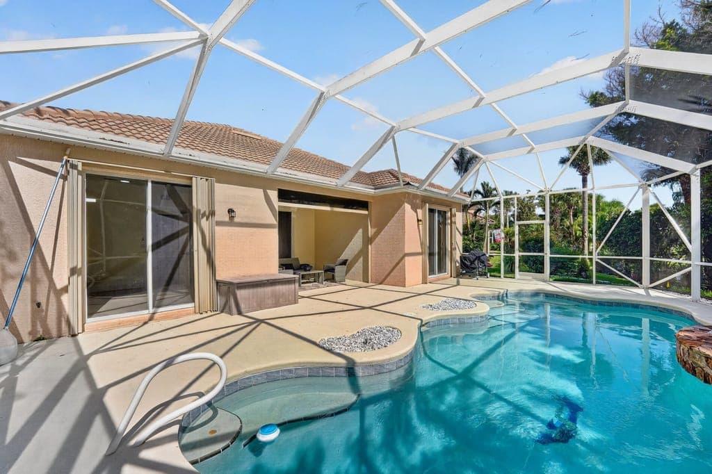 Real estate photo of 780 Glen Abbey Way, Melbourne, FL